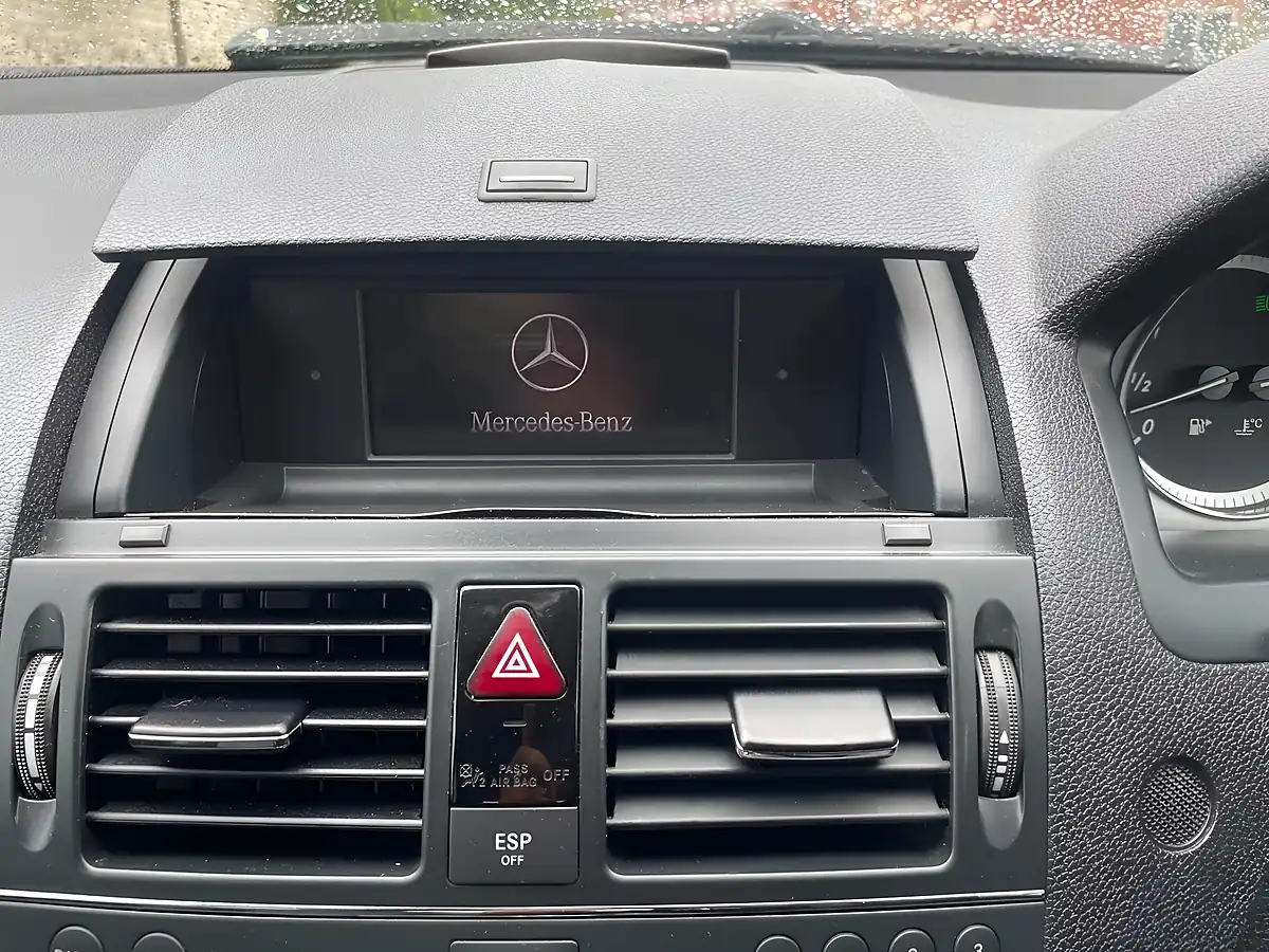 Used 2009 Mercedes-Benz C Class Sport Grey - Interior and Exterior details 14