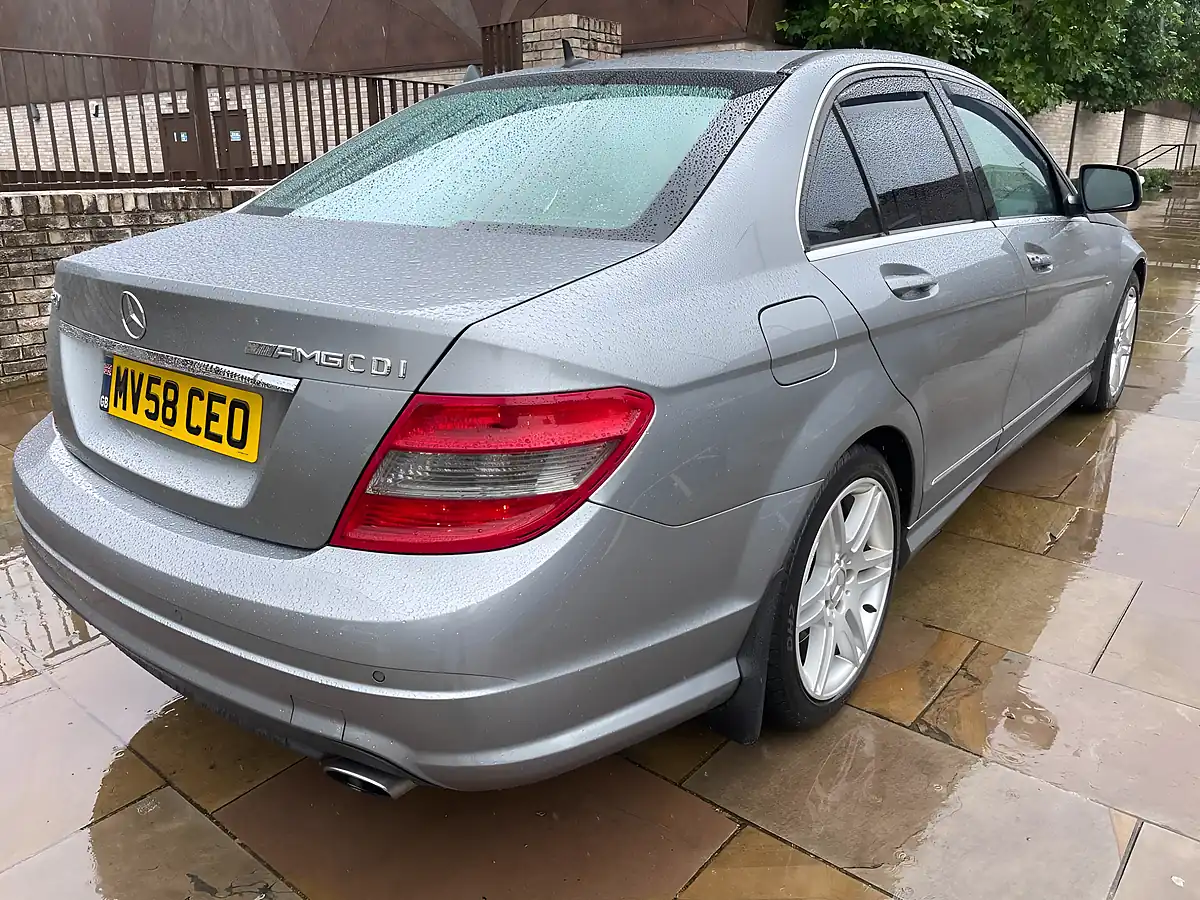 Used 2009 Mercedes-Benz C Class Sport Grey - Interior and Exterior details 3