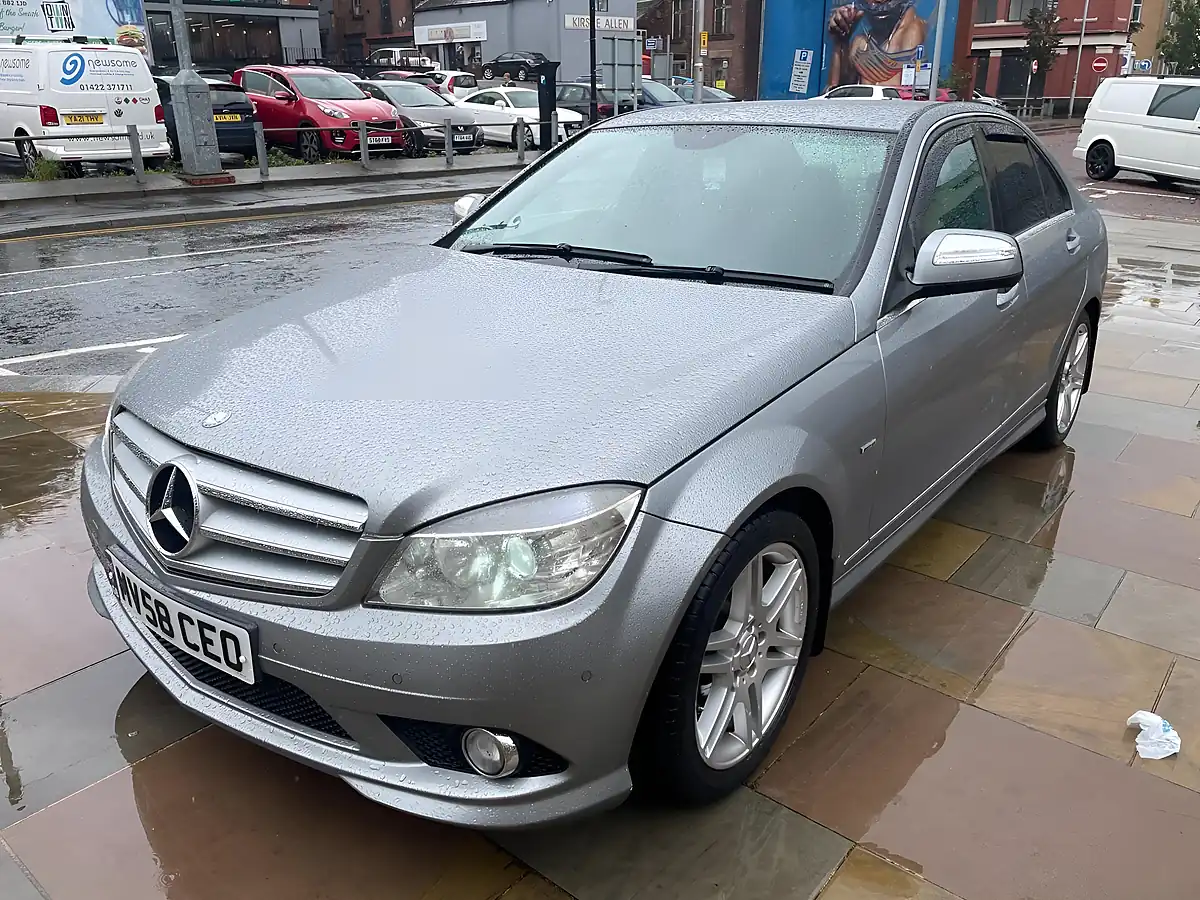 Used 2009 Mercedes-Benz C Class Sport Grey - Interior and Exterior details 5