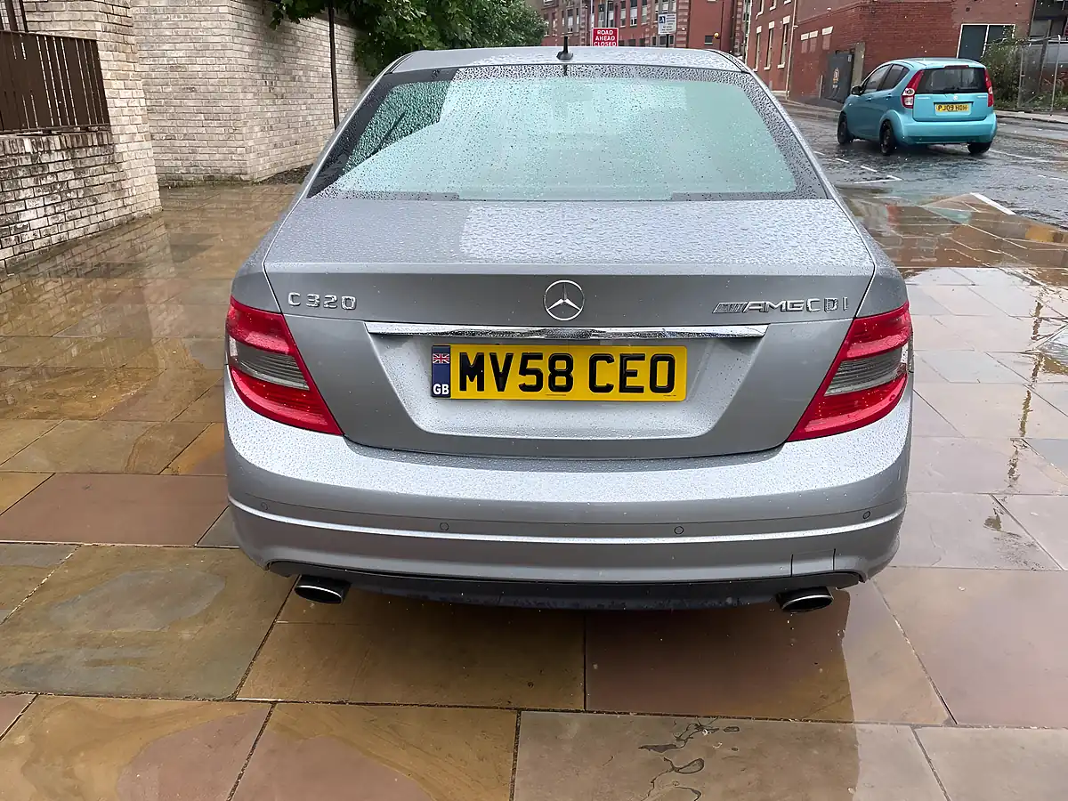 Used 2009 Mercedes-Benz C Class Sport Grey - Interior and Exterior details 7
