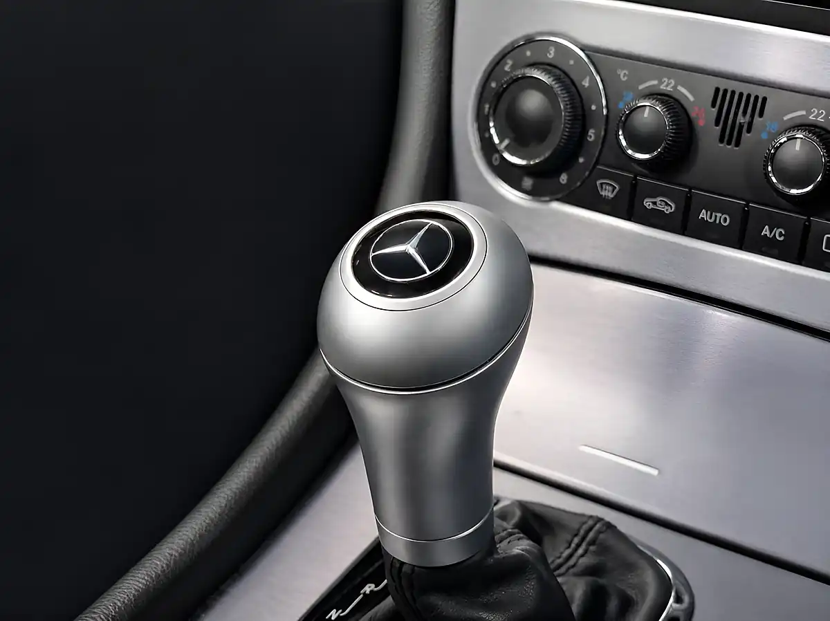 Used 2009 Mercedes-Benz Clc Class Sport Obsidian Black Metallic - Interior and Exterior details 17