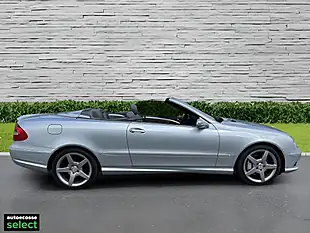 Used 2009 Mercedes-Benz Clk Sport Silver - Interior and Exterior details 4
