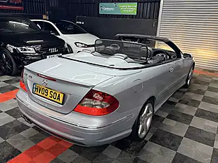 Used 2009 Mercedes-Benz Clk Sport Silver - Interior and Exterior details 18