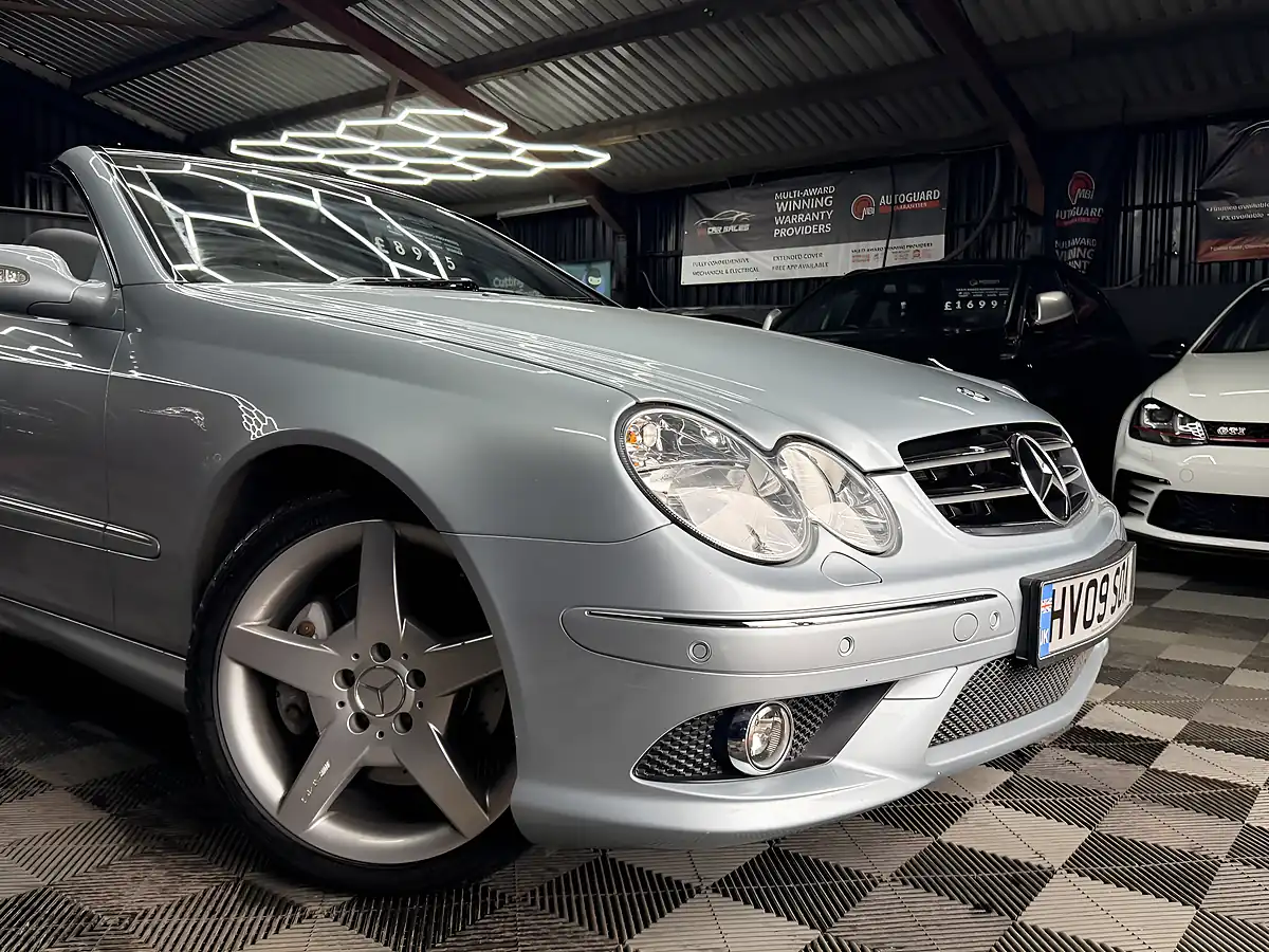 Used 2009 Mercedes-Benz Clk Sport Silver - Interior and Exterior details 2