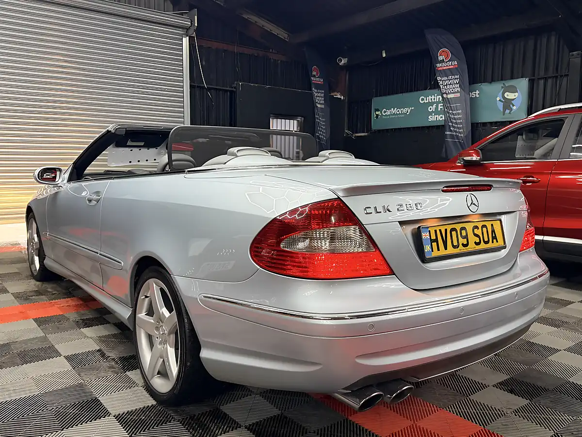 Used 2009 Mercedes-Benz Clk Sport Silver - Interior and Exterior details 6
