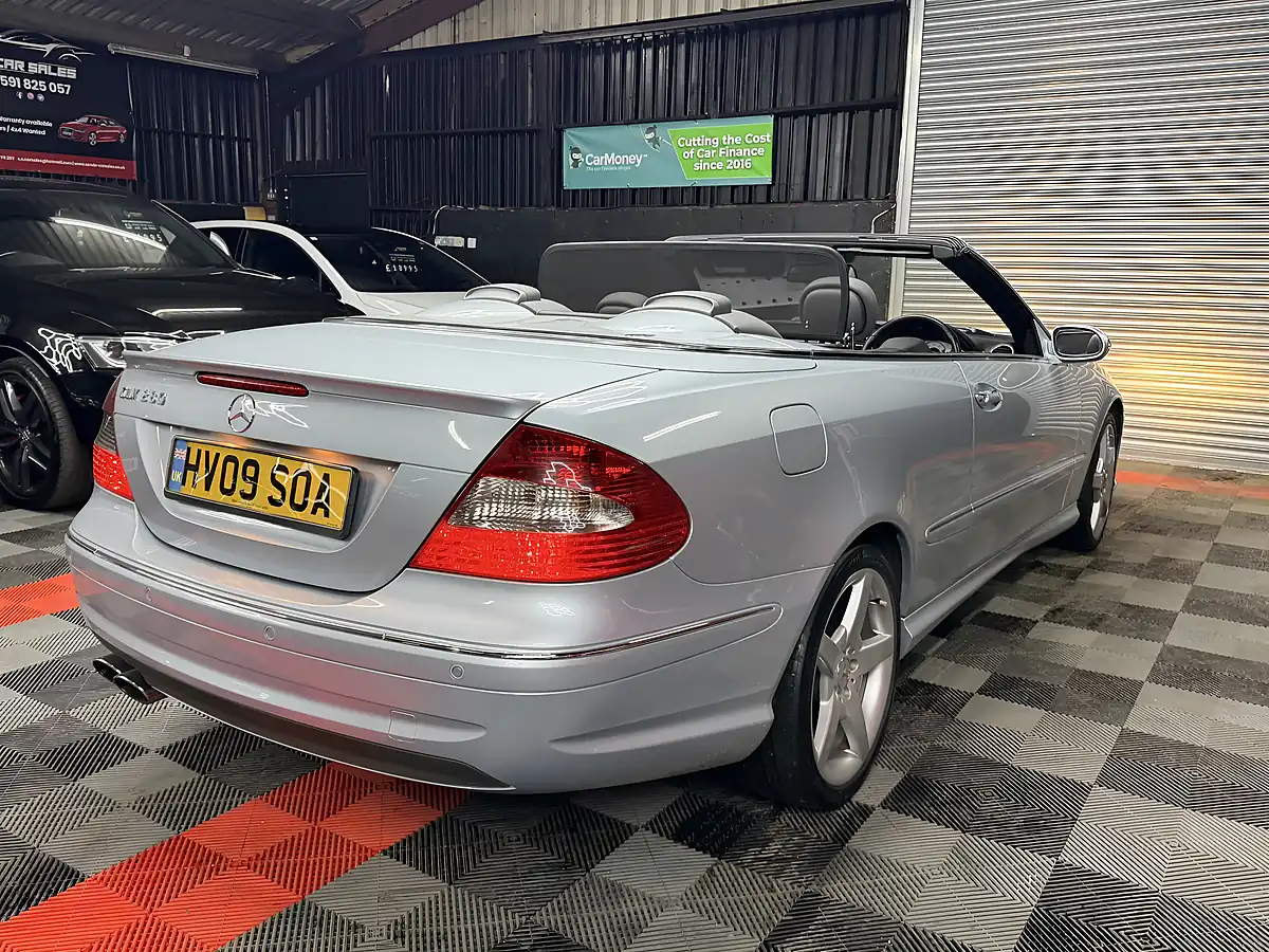 Used 2009 Mercedes-Benz Clk Sport Silver - Interior and Exterior details 7