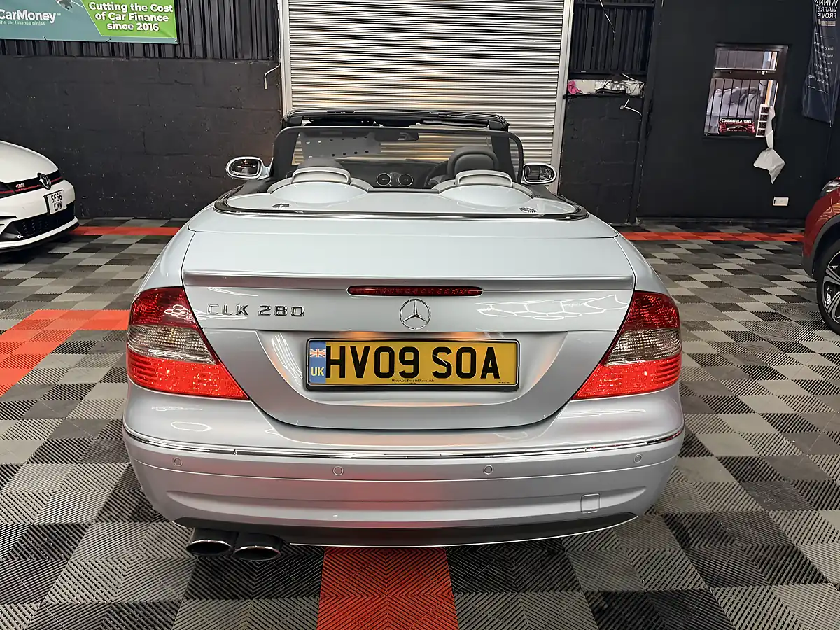 Used 2009 Mercedes-Benz Clk Sport Silver - Interior and Exterior details 8