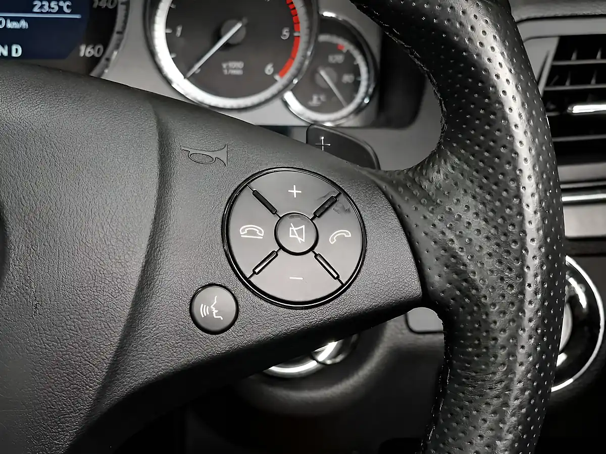 Used 2009 Mercedes-Benz E-Class AMG Sport Iridium Silver - Interior and Exterior details 18