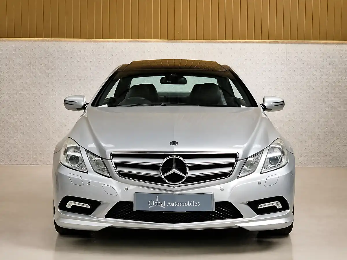 Used 2009 Mercedes-Benz E-Class AMG Sport Iridium Silver - Interior and Exterior details 7