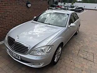 Used 2009 Mercedes-Benz S Class Blueefficiency Silver - Interior and Exterior details 5