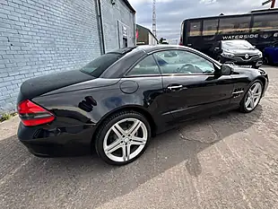 Used 2009 Mercedes-Benz Sl Convertible Black - Interior and Exterior details 12