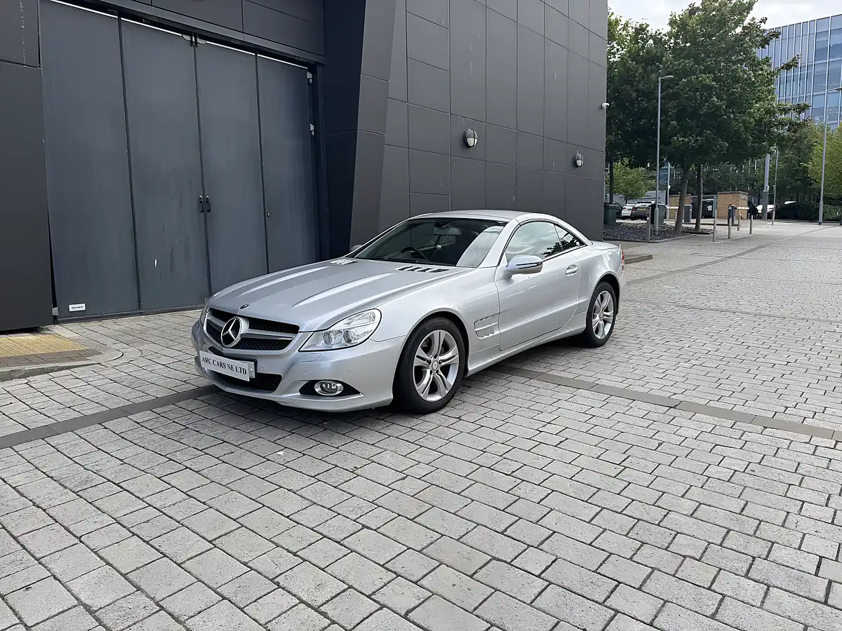 Used 2009 Mercedes-Benz Sl SL350 Silver - Front View