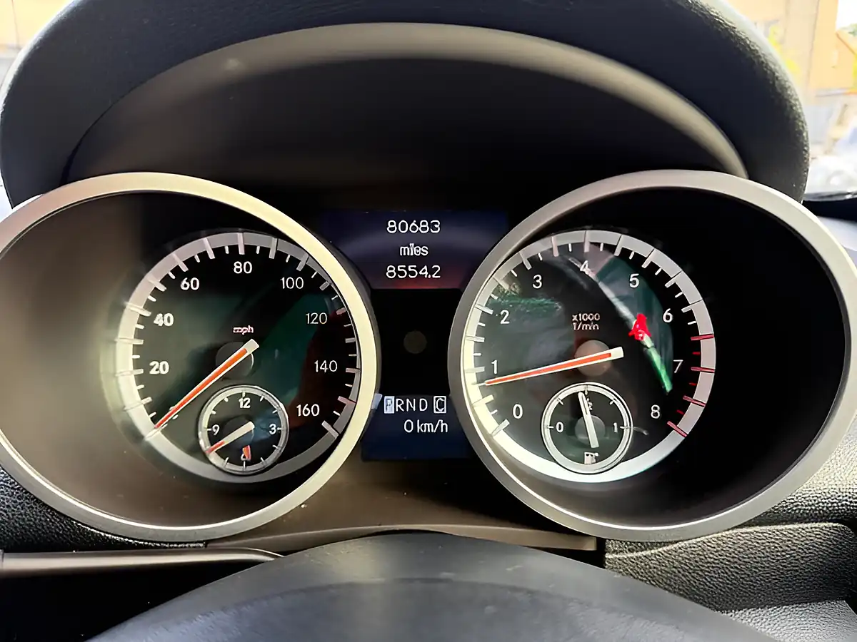 Used 2009 Mercedes-Benz Slk 200 Black - Interior and Exterior details 10