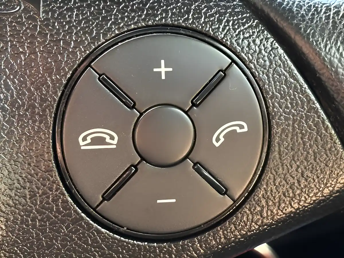 Used 2009 Mercedes-Benz Slk 2dr Tip Auto Blue - Interior and Exterior details 17