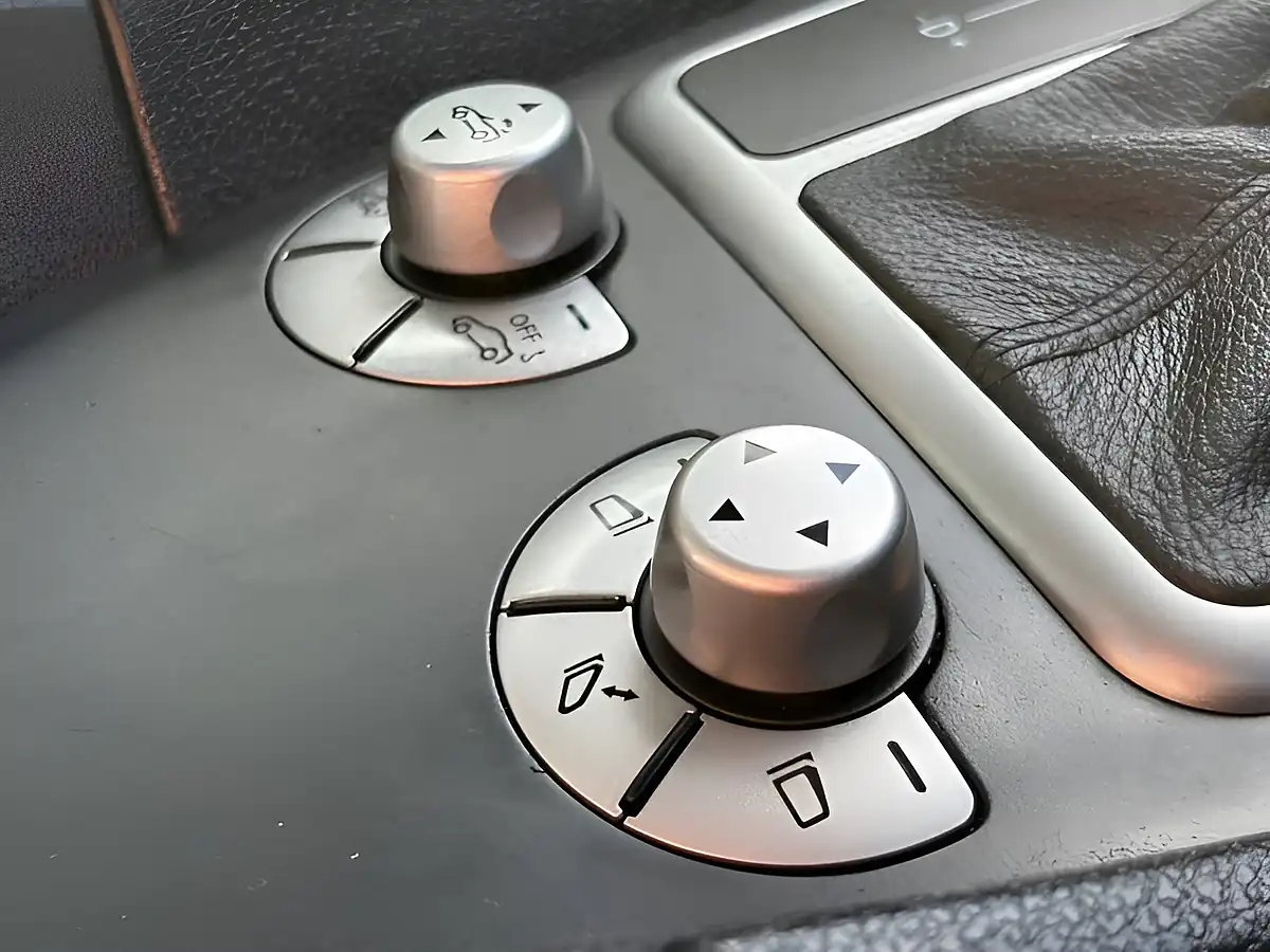Used 2009 Mercedes-Benz Slk 2dr Tip Auto Blue - Interior and Exterior details 19