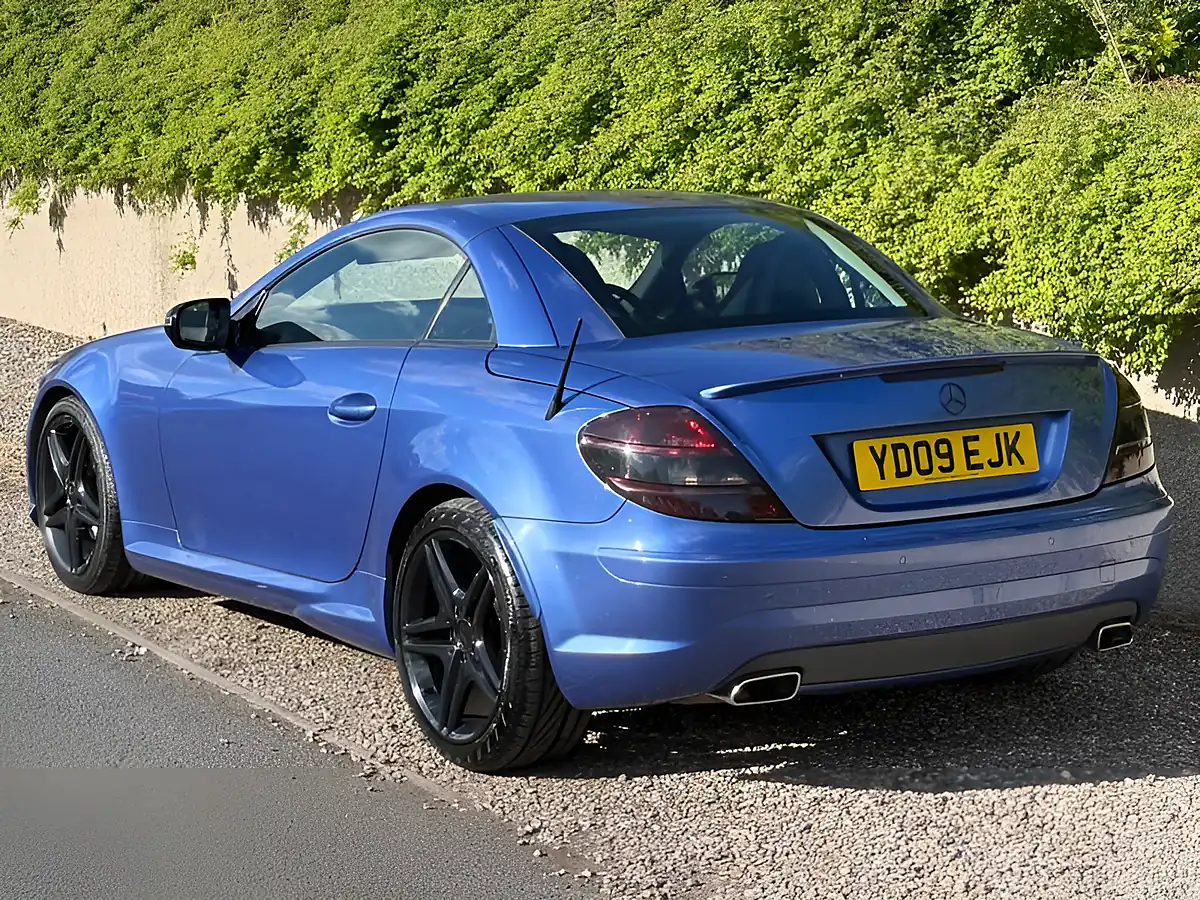 Used 2009 Mercedes-Benz Slk 2dr Tip Auto Blue - Interior and Exterior details 9