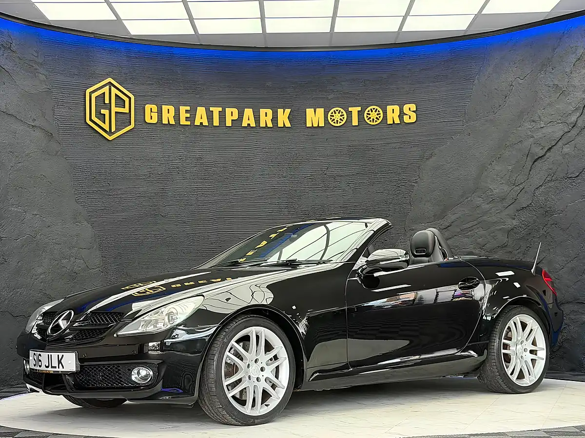 Used 2009 Mercedes-Benz Slk SLK200K Black - Front View