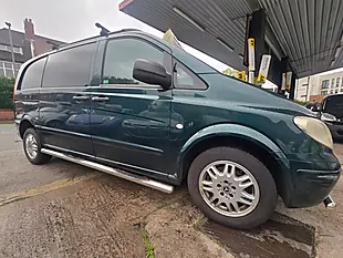 Used 2009 Mercedes-Benz Vito Compact Panel Van Green - Interior and Exterior details 2