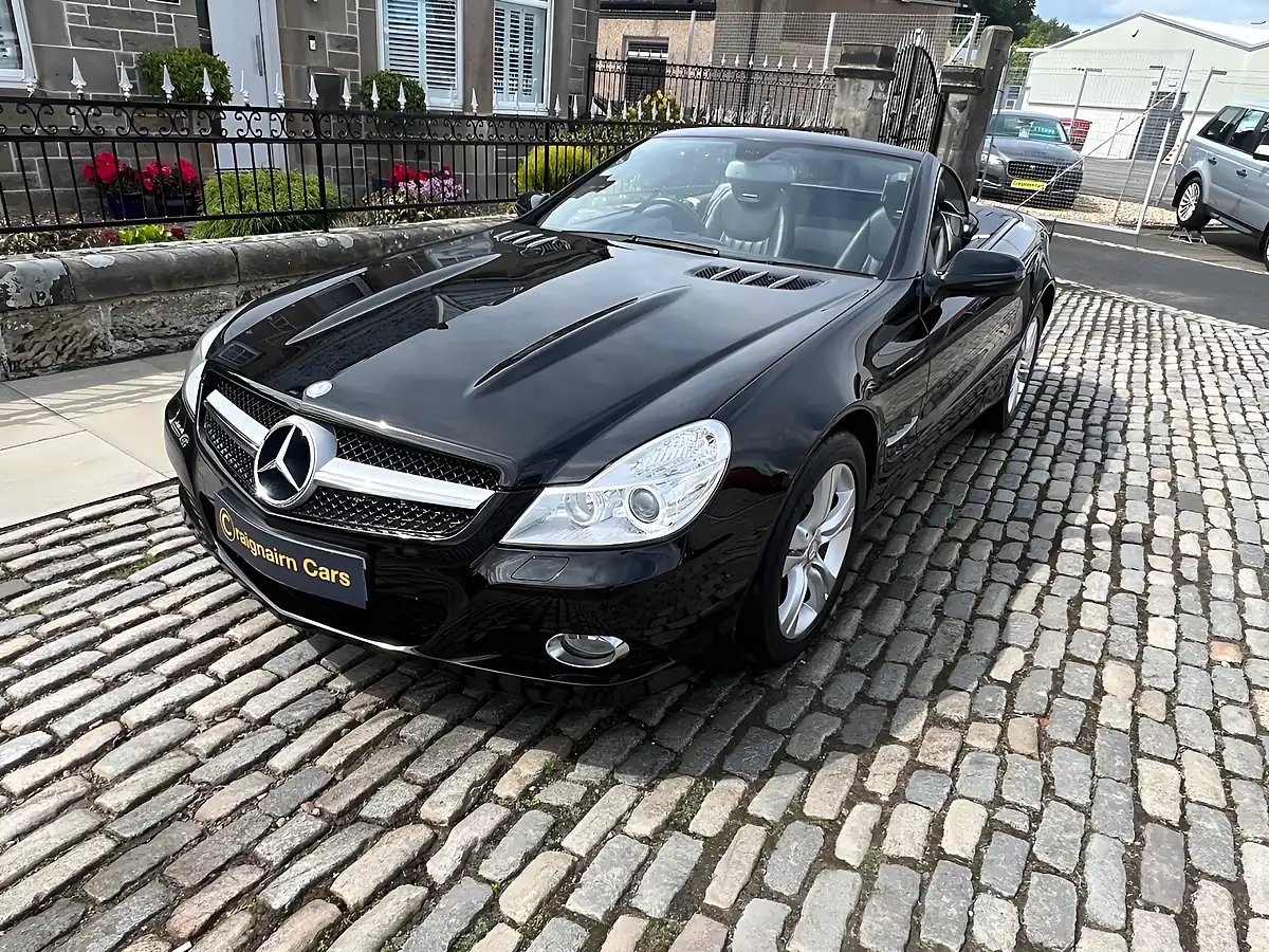 Used 2009 Mercedes Sl Convertible Black - Interior and Exterior details 3