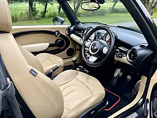Used 2009 MINI Convertible Cooper S Black - Interior and Exterior details 11