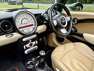 Used 2009 MINI Convertible Cooper S Black - Interior and Exterior details 15
