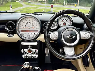 Used 2009 MINI Convertible Cooper S Black - Interior and Exterior details 16