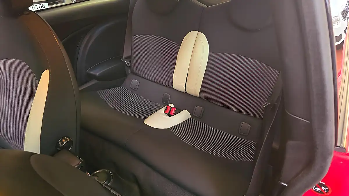 Used 2009 MINI Cooper Cooper S Red - Interior and Exterior details 11
