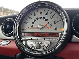 Used 2009 MINI Hatch Cooper Black - Interior and Exterior details 11