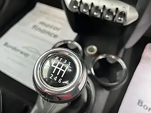 Used 2009 MINI Hatch Cooper Black - Interior and Exterior details 13
