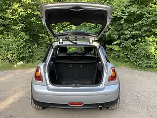 Used 2009 MINI Hatch Cooper Silver - Interior and Exterior details 19