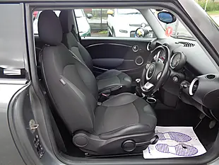 Used 2009 MINI Hatch Graphite Silver - Interior and Exterior details 10