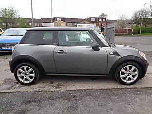 Used 2009 MINI Hatch Graphite Silver - Interior and Exterior details 3