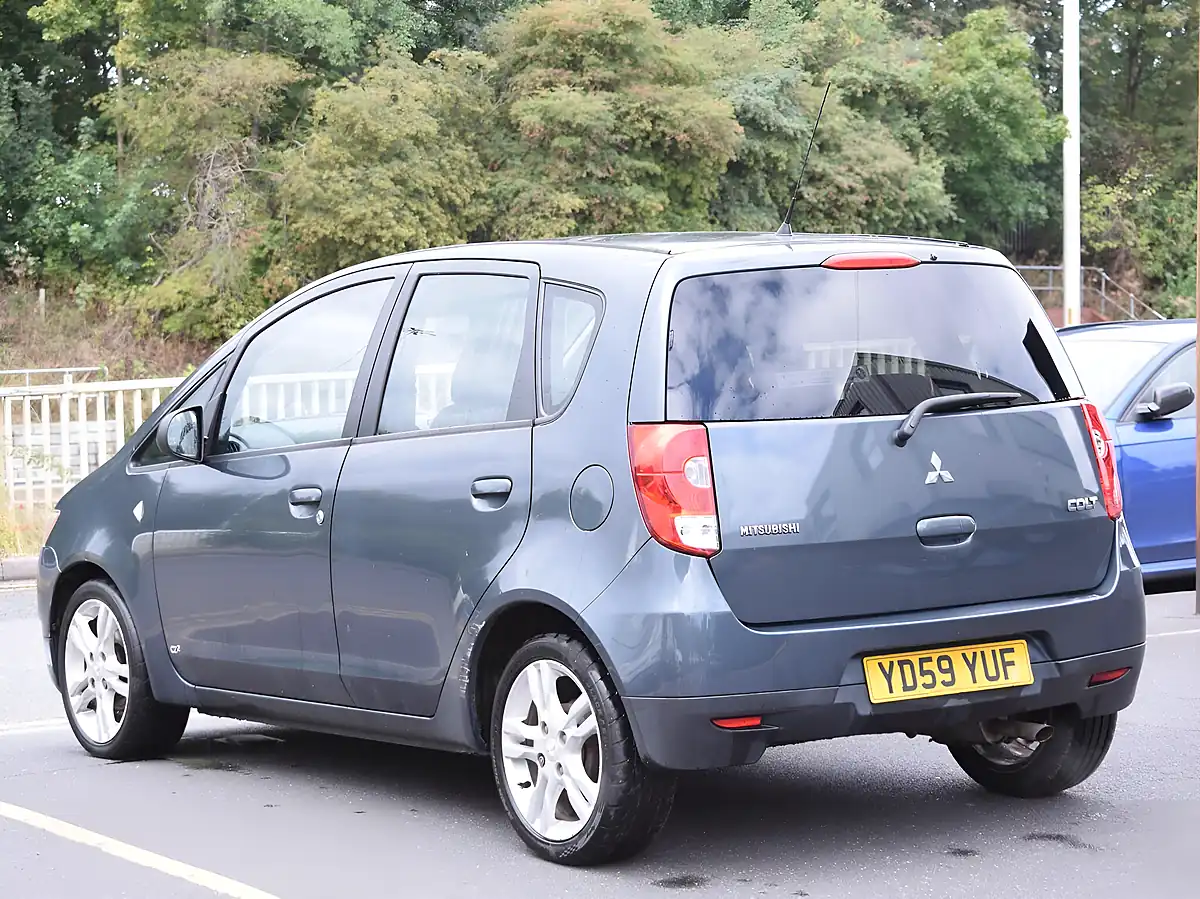 Used 2009 Mitsubishi Colt CZ2 Grey - Interior and Exterior details 4