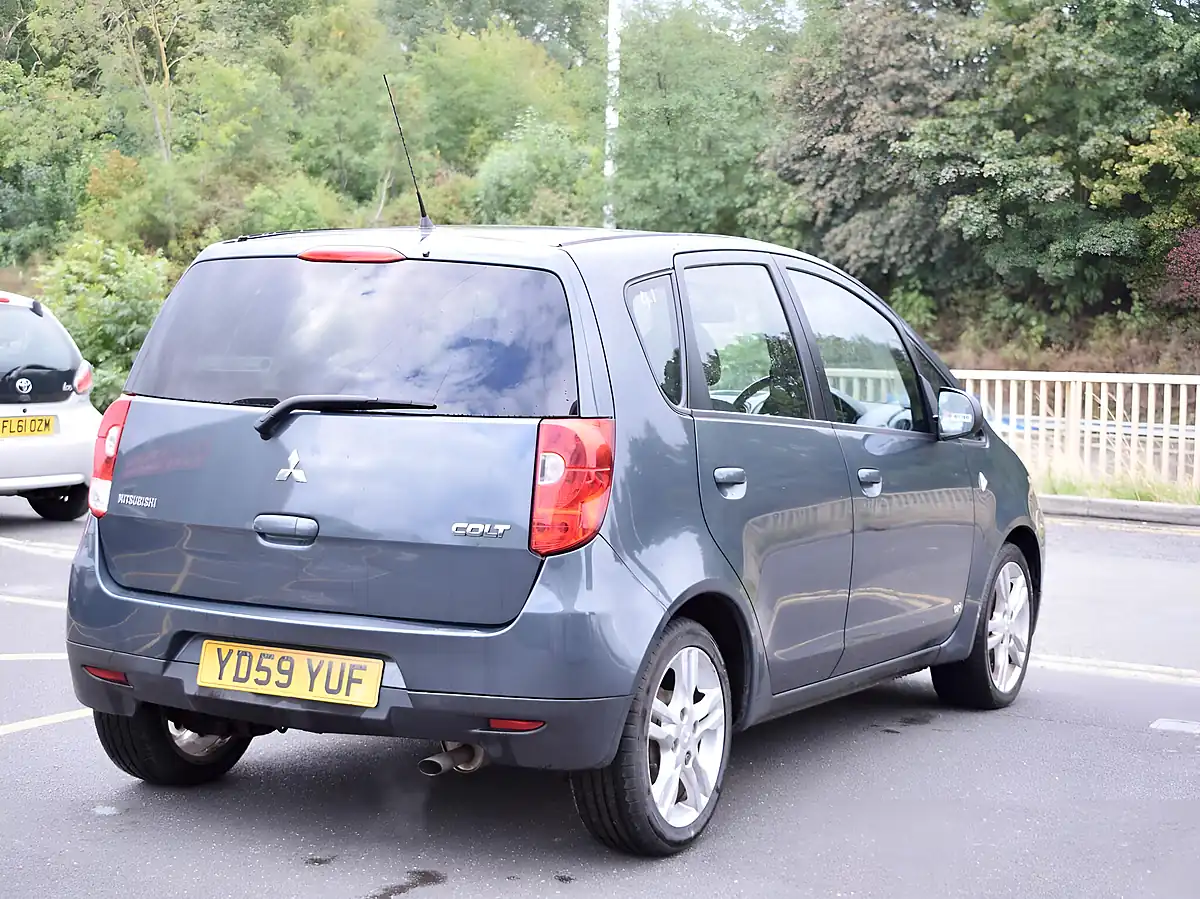 Used 2009 Mitsubishi Colt CZ2 Grey - Interior and Exterior details 8