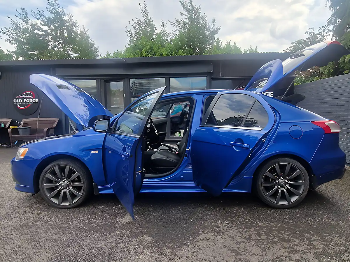 Used 2009 Mitsubishi Lancer Gsr Ralliart Sportback Blue - Interior and Exterior details 10