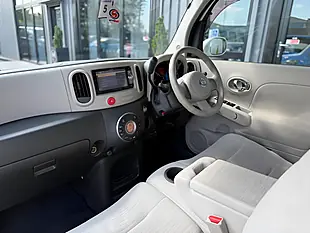 Used 2009 Nissan Cube 15X V Selection White - Interior and Exterior details 2