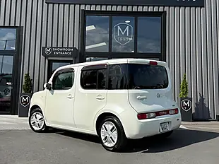 Used 2009 Nissan Cube 15X V Selection White - Interior and Exterior details 3