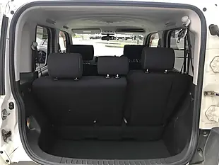 Used 2009 Nissan Cube V Selection White - Interior and Exterior details 7