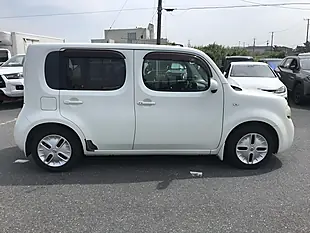 Used 2009 Nissan Cube V Selection White - Interior and Exterior details 9