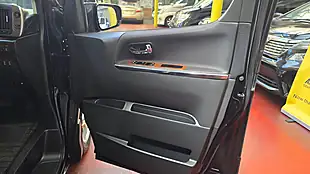 Used 2009 Nissan Elgrand Highway Star Black - Interior and Exterior details 18