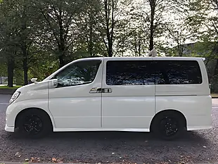 Used 2009 Nissan Elgrand Rider Autech White - Interior and Exterior details 5