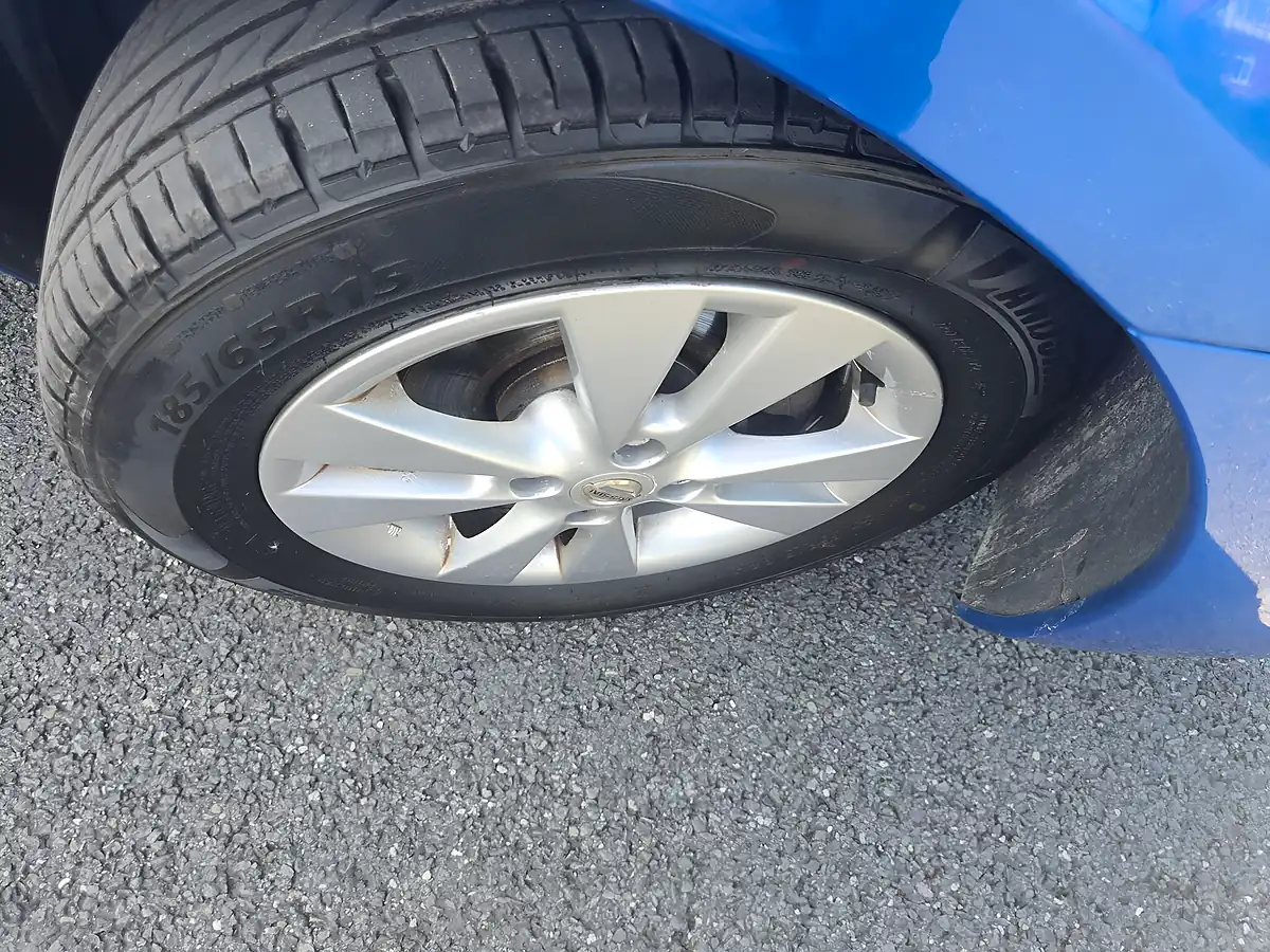 Used 2009 Nissan Note Acenta Blue - Interior and Exterior details 10