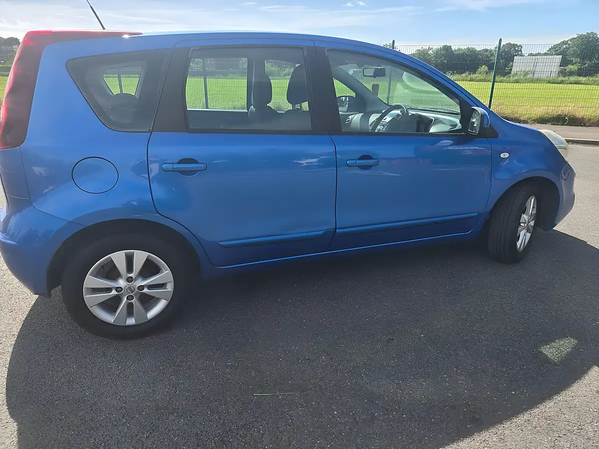 Used 2009 Nissan Note Acenta Blue - Interior and Exterior details 8