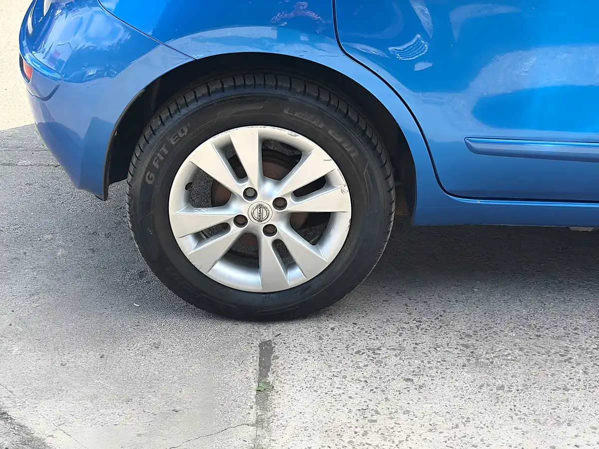 Used 2009 Nissan Note Acenta Blue - Interior and Exterior details 20
