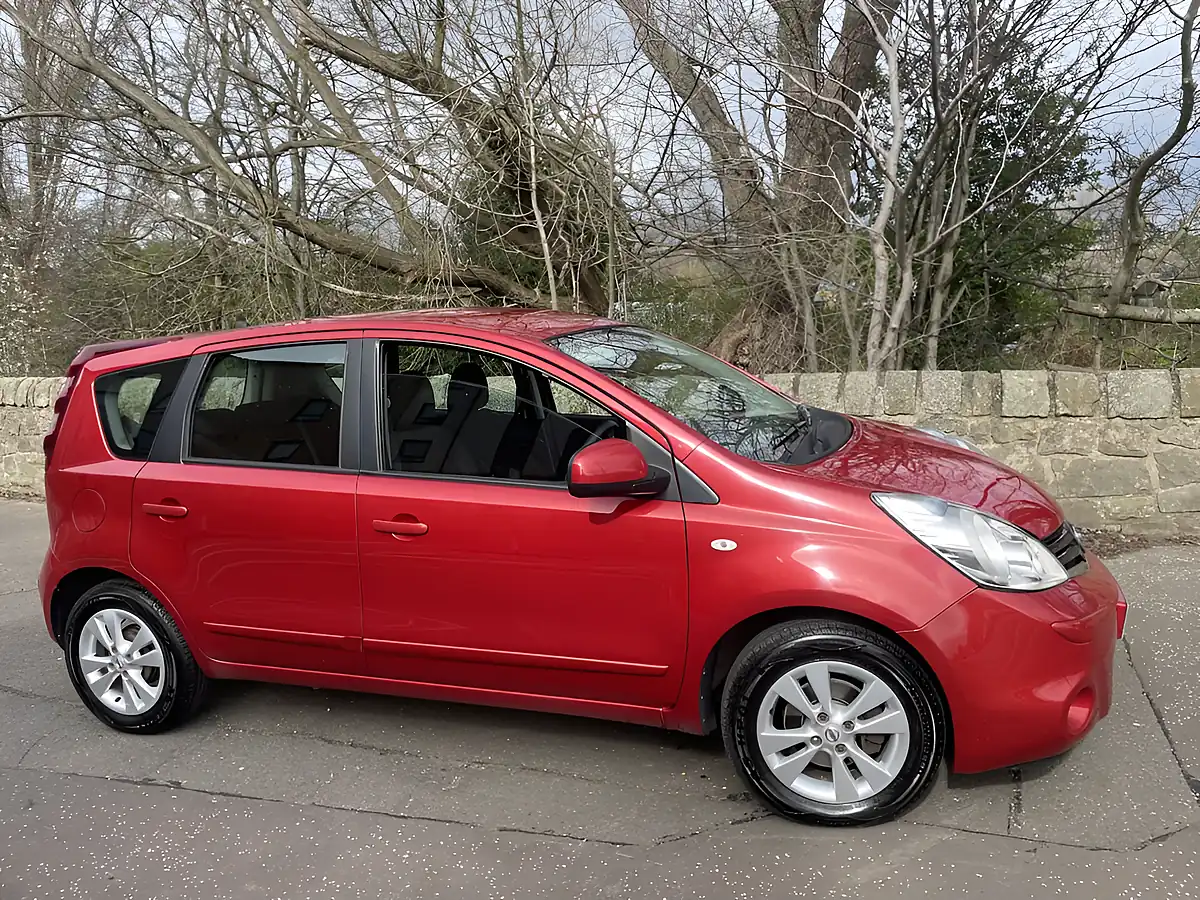 Used 2009 Nissan Note Acenta Red - Interior and Exterior details 2
