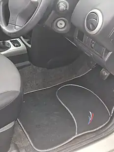 Used 2009 Nissan Note Visia White - Interior and Exterior details 11