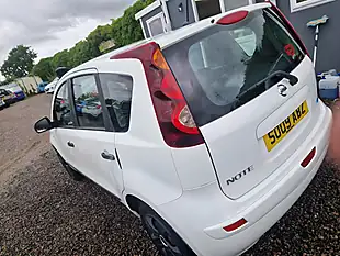 Used 2009 Nissan Note Visia White - Interior and Exterior details 7