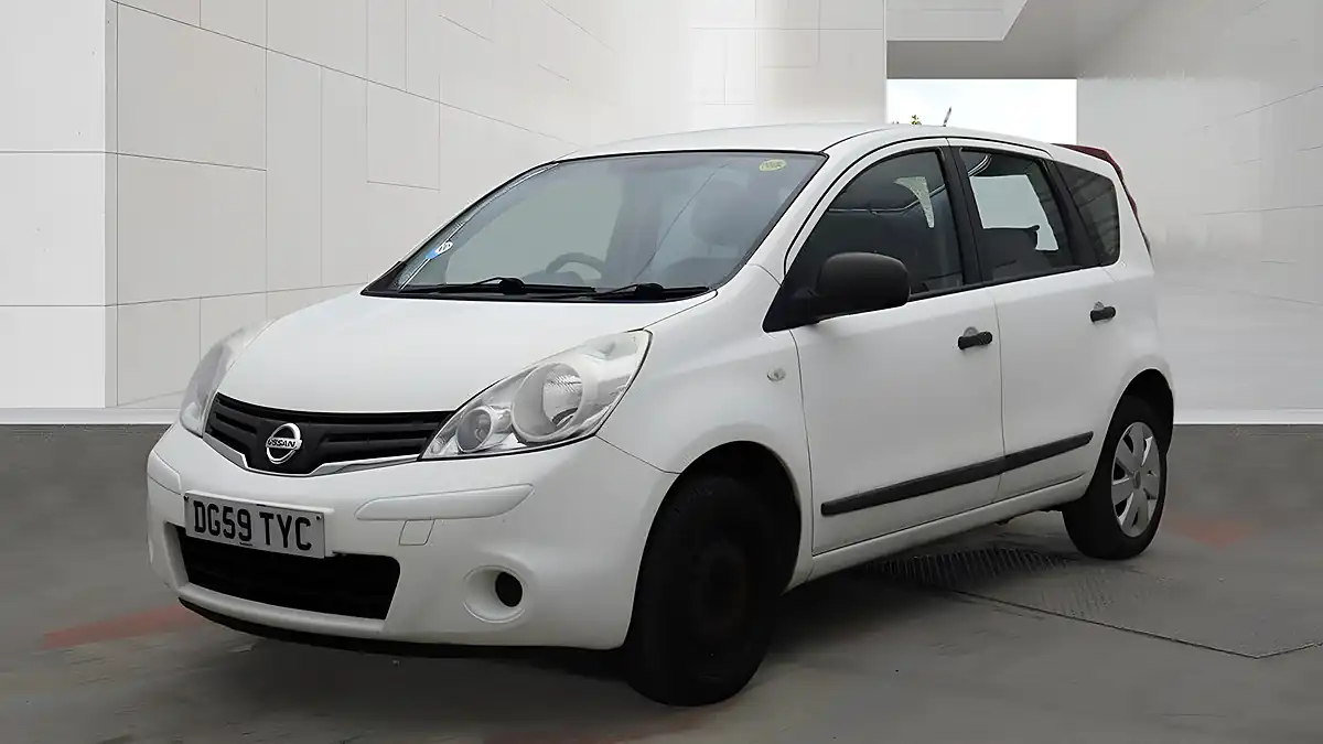 Used 2009 Nissan Note Visia White - Interior and Exterior details 2
