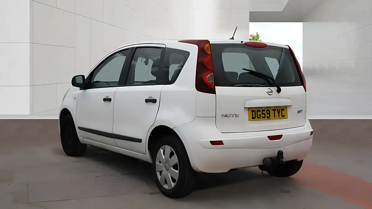 Used 2009 Nissan Note Visia White - Interior and Exterior details 5