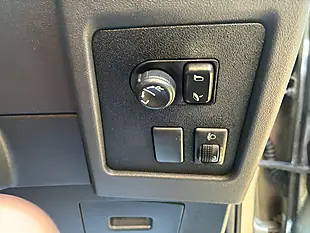 Used 2009 Nissan Qashqai Acenta Silver - Interior and Exterior details 13